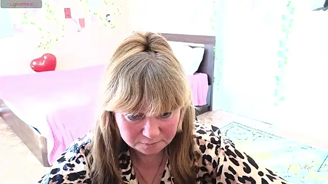 Melania Cook online show from May 29, 4:07 am