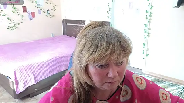 Melania Cook online show from May 20, 4:20 am