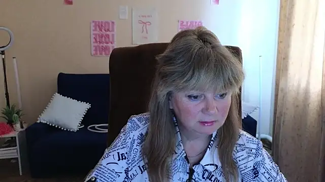 Melania Cook online show from June 7, 4:50 am