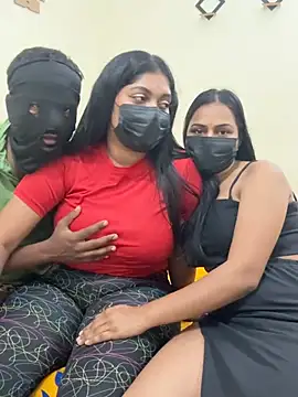 MUSKANHOTCOUPLE online show from May 17, 6:24 am