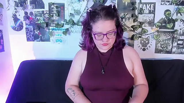 helleen21 online show from July 9, 5:30 am