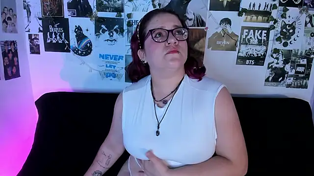 helleen21 online show from June 11, 4:31 am