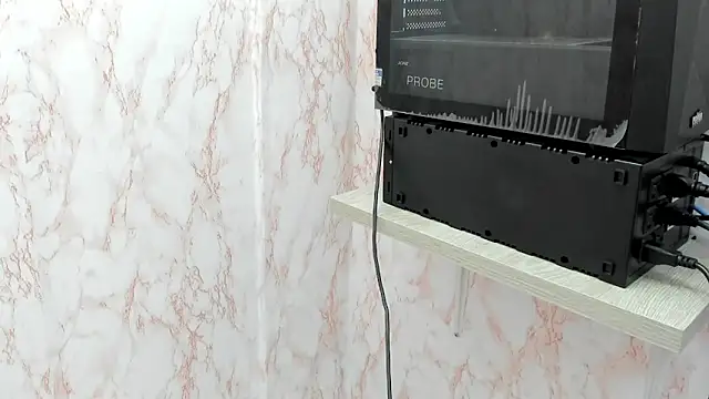 Snapshot of Dolls_Antonella chatting on May 12, 12:00 pm Dolls Antonella online show from May 12, 12:00 pm