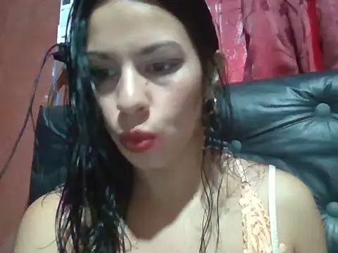 pamelaamorette online show from June 6, 5:18 pm