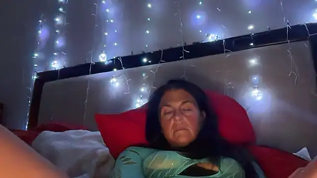 cum2medaddy2 online show from June 11, 9:12 pm