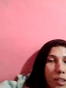 Snapshot of nessaflors2 chatting on May 18, 7:29 pm nessaflors2 online show from May 18, 7:29 pm