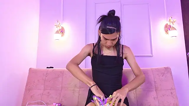 lexielancaster cr online show from June 20, 7:52 pm