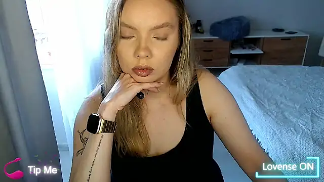 PolinaXXXXXJones online show from May 15, 2:48 pm