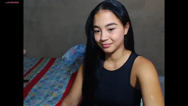 LukeAndZoey online show from June 6, 9:42 pm
