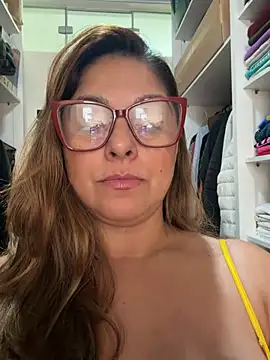 Mariiii morena online show from June 3, 4:01 pm