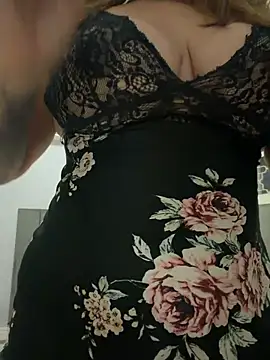 Mariiii morena online show from July 18, 9:29 am