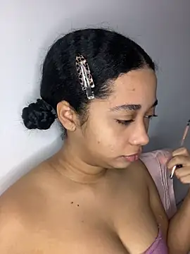  sweetSabrina- online show from June 5, 2:16 am