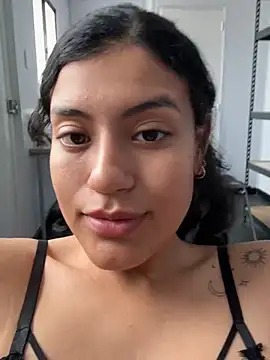  sweetnenus  online show from June 2, 3:45 pm