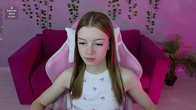 Eva Th0mpson online show from June 12, 12:52 am