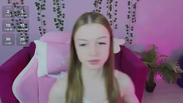 Eva Th0mpson online show from June 22, 1:11 am