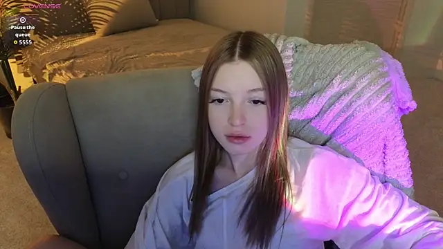 Snapshot of Eva_Th0mpson chatting on July 22, 1:07 am Eva Th0mpson online show from July 22, 1:07 am