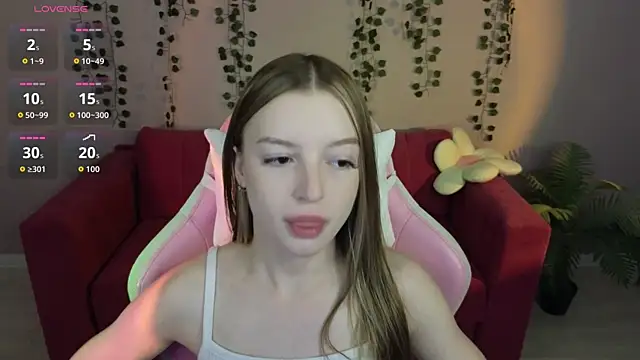 Snapshot of Eva_Th0mpson chatting on June 29, 1:23 am Eva Th0mpson online show from June 29, 1:23 am