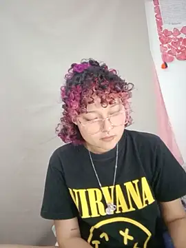 Ari vibesX online show from June 3, 12:00 am