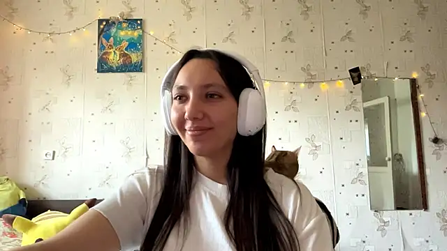 SheeringGape online show from May 19, 1:56 am