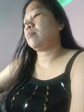 Snapshot of belove_hot43 chatting on May 10, 2:37 am belove hot43 online show from May 10, 2:37 am