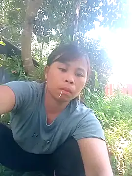 daisyy2 online show from May 26, 4:10 am