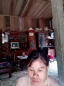 daisyy2 online show from May 15, 6:55 am
