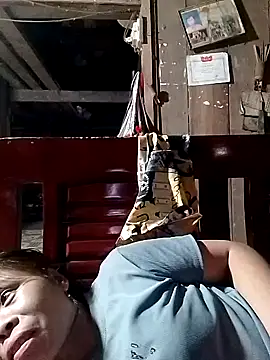 daisyy2 online show from July 1, 1:44 pm