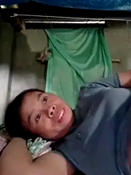 daisyy2 online show from August 8, 4:41 am