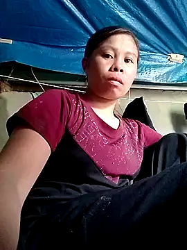 daisyy2 online show from August 7, 4:29 am