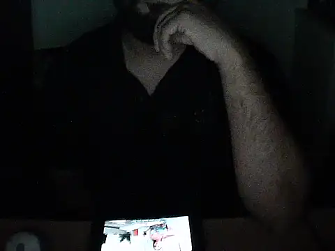 Snapshot of married_man22 chatting on May 18, 11:31 pm married man22 online show from May 18, 11:31 pm
