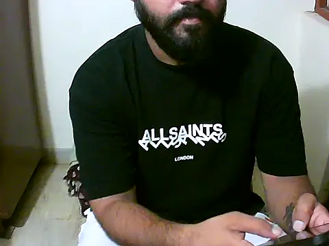 Snapshot of married_man22 chatting on June 7, 9:53 pm married man22 online show from June 7, 9:53 pm