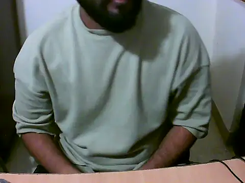Snapshot of married_man22 chatting on June 4, 9:52 pm married man22 online show from June 4, 9:52 pm