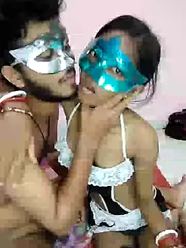 Snapshot of husband_wife_12 chatting on June 11, 5:43 pm husband wife 12 online show from June 11, 5:43 pm
