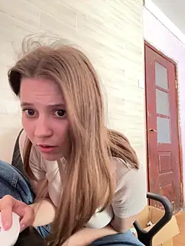 Blossom Emily online show from May 6, 7:12 am