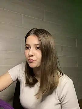 Blossom Emily online show from May 14, 6:05 pm