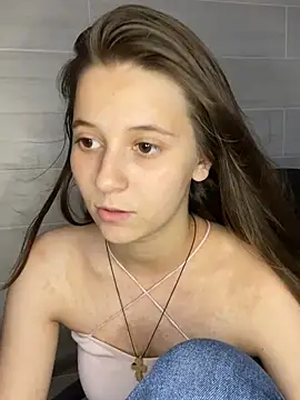Blossom Emily online show from July 1, 3:23 pm