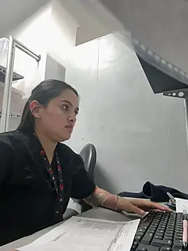 Snapshot of marianm29-1 chatting on June 3, 2:44 pm marianm29-1 online show from June 3, 2:44 pm