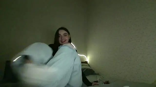 Vyxia online show from May 15, 10:08 pm