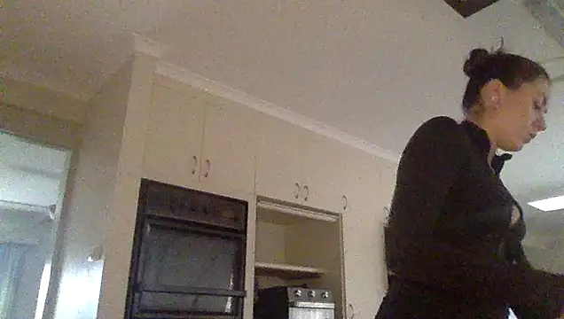 daisycollins online show from May 28, 3:03 am