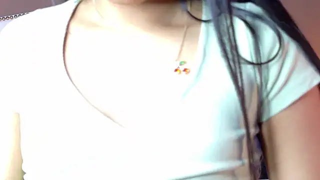 Snapshot of hanaluna_ chatting on August 2, 6:16 pm hanaluna online show from August 2, 6:16 pm