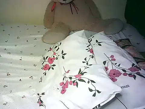lovvelyheers online show from July 1, 5:13 pm
