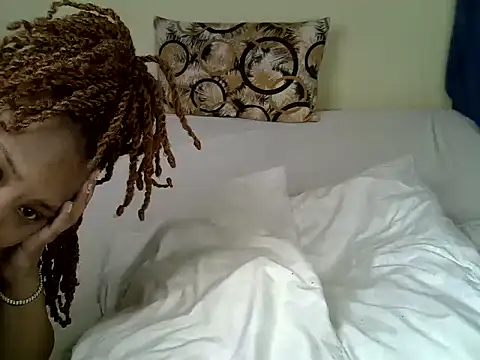 lovvelyheers online show from May 31, 4:46 pm