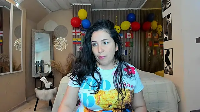 BBWLuxuryMuse online show from June 19, 3:51 pm