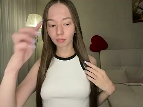 Snapshot of mystarAlice chatting on June 17, 6:29 pm mystarAlice online show from June 17, 6:29 pm