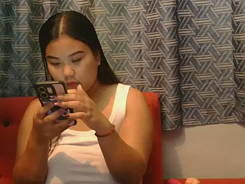 Snapshot of hotchickgirl chatting on May 29, 7:36 am hotchickgirl online show from May 29, 7:36 am