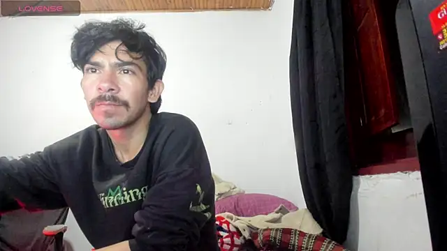 Snapshot of Piter_Drako chatting on June 3, 12:44 am Piter Drako online show from June 3, 12:44 am