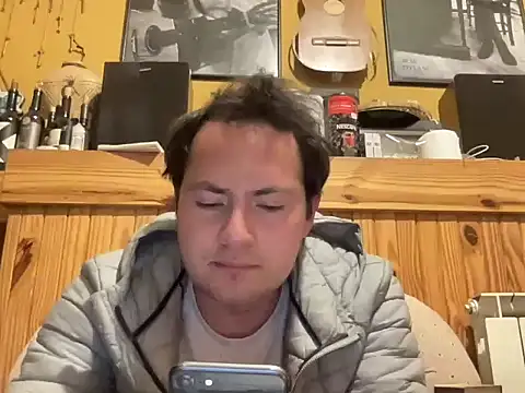 alecsgzz online show from August 3, 11:09 pm