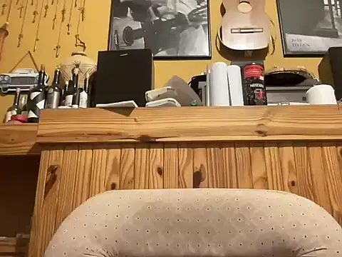 alecsgzz online show from August 6, 1:33 am