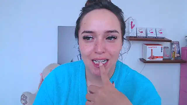 Snapshot of anyela_bubble18 chatting on July 11, 3:12 pm anyela bubble18 online show from July 11, 3:12 pm
