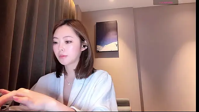 keke-20081130 online show from May 29, 5:19 pm